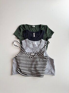 Lot of 4 Aritzia SUNDAY BEST Size XS T-Shirt Tank Tops